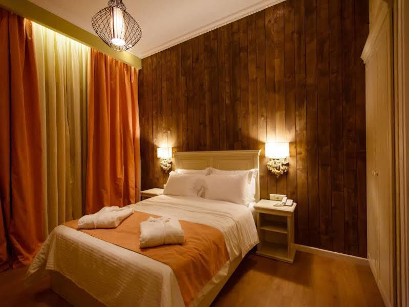 Irenes Resort Като-Лутраки Экстерьер фото